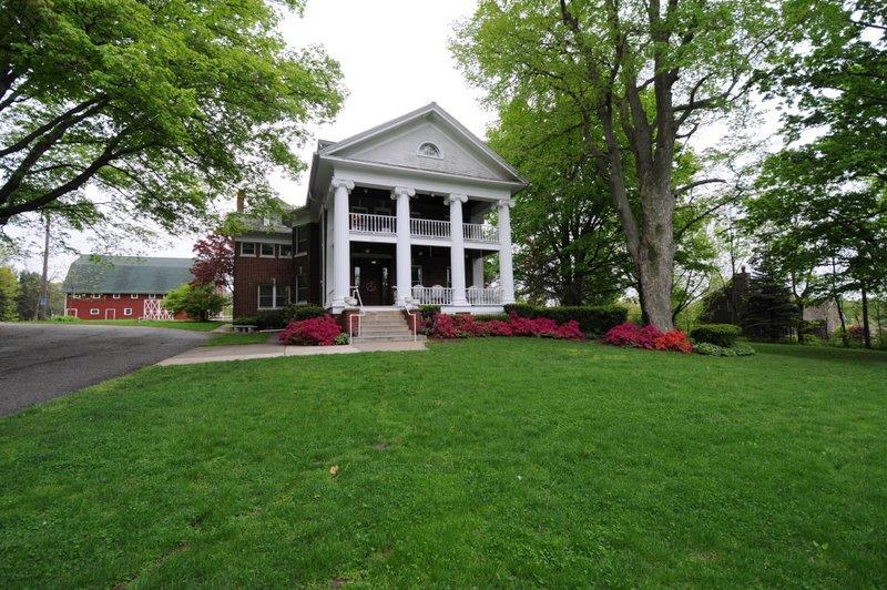 Arbor Hill Inn La Porte Exterior photo